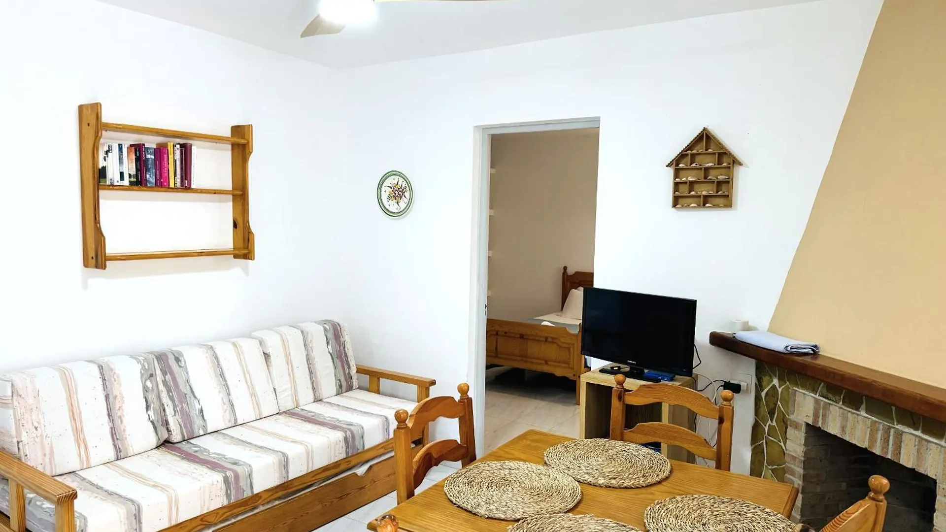 Can Granada Es Pujols Apartment