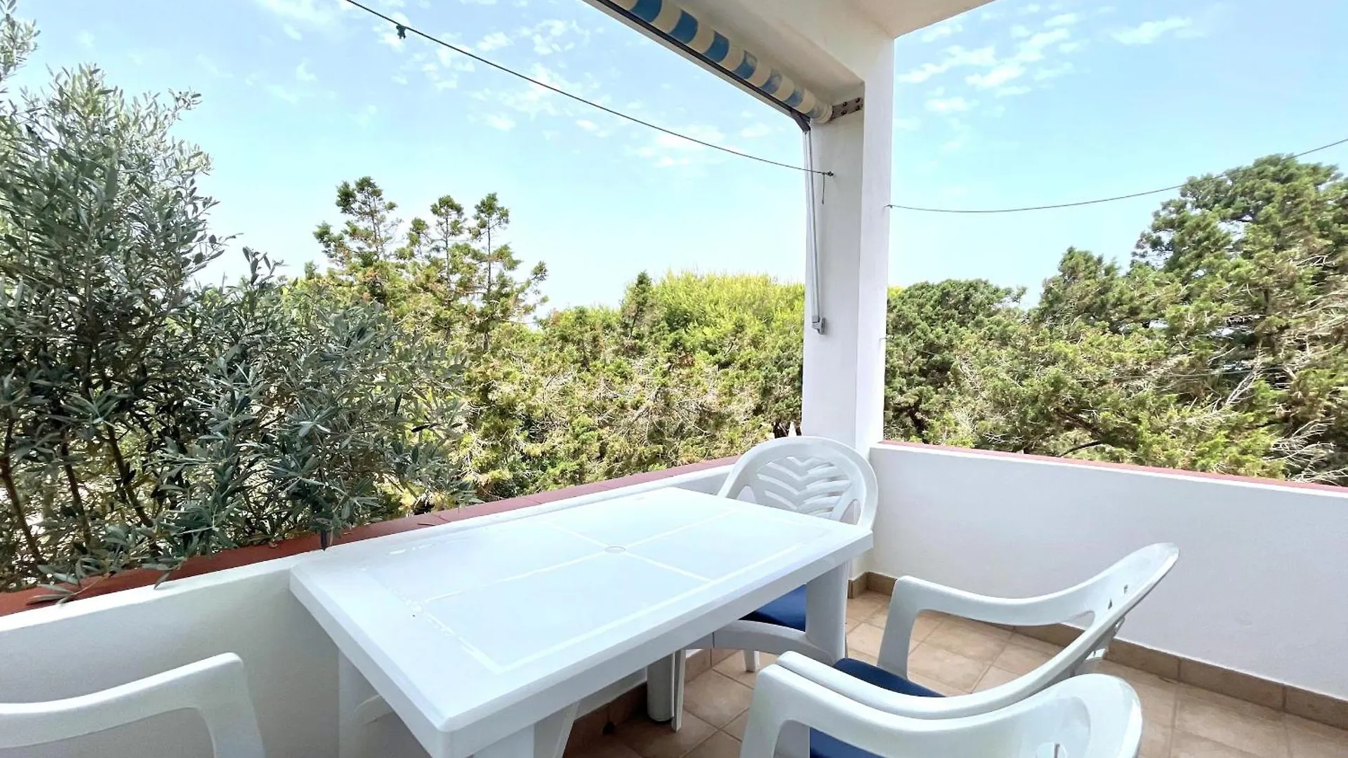 Can Granada Es Pujols Apartment